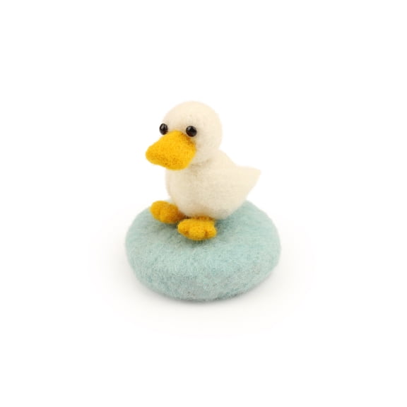 Felting Kit - Tiny Duck Needle Felt Kit. Amiguwoolli