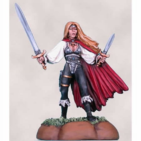 Female Roque with Sword Miniature Caldwell Masterworks Dark Sword Miniatures