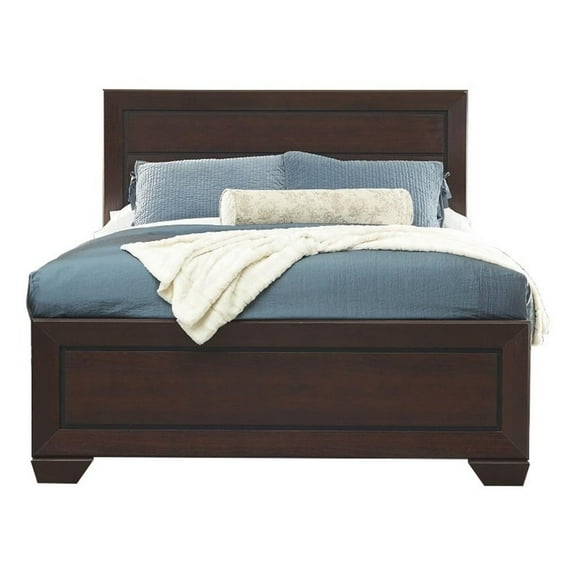 Fenbrook Transitional Dark Cocoa Queen Bed