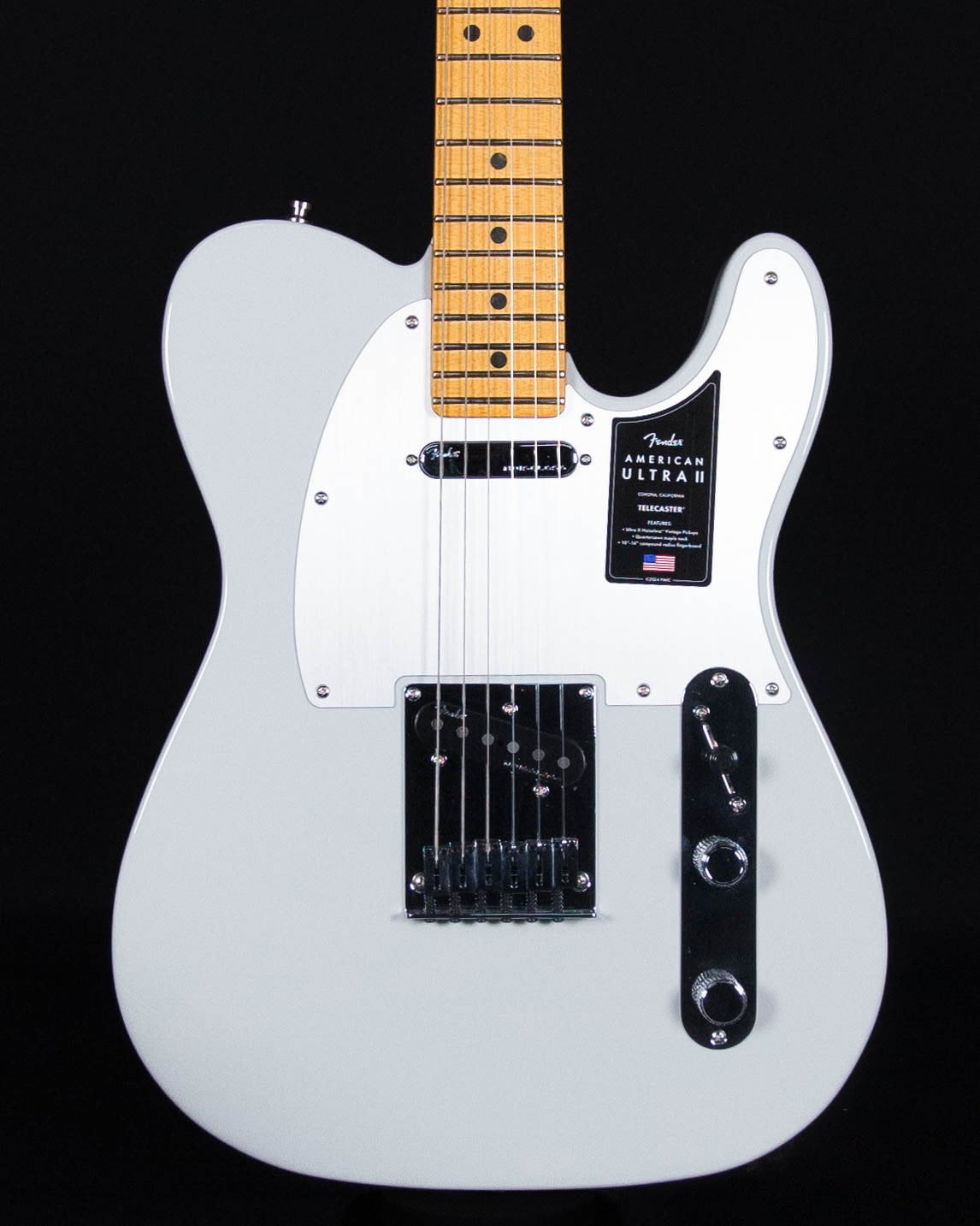 Fender American Ultra II Telecaster, Maple FB, Avalanche