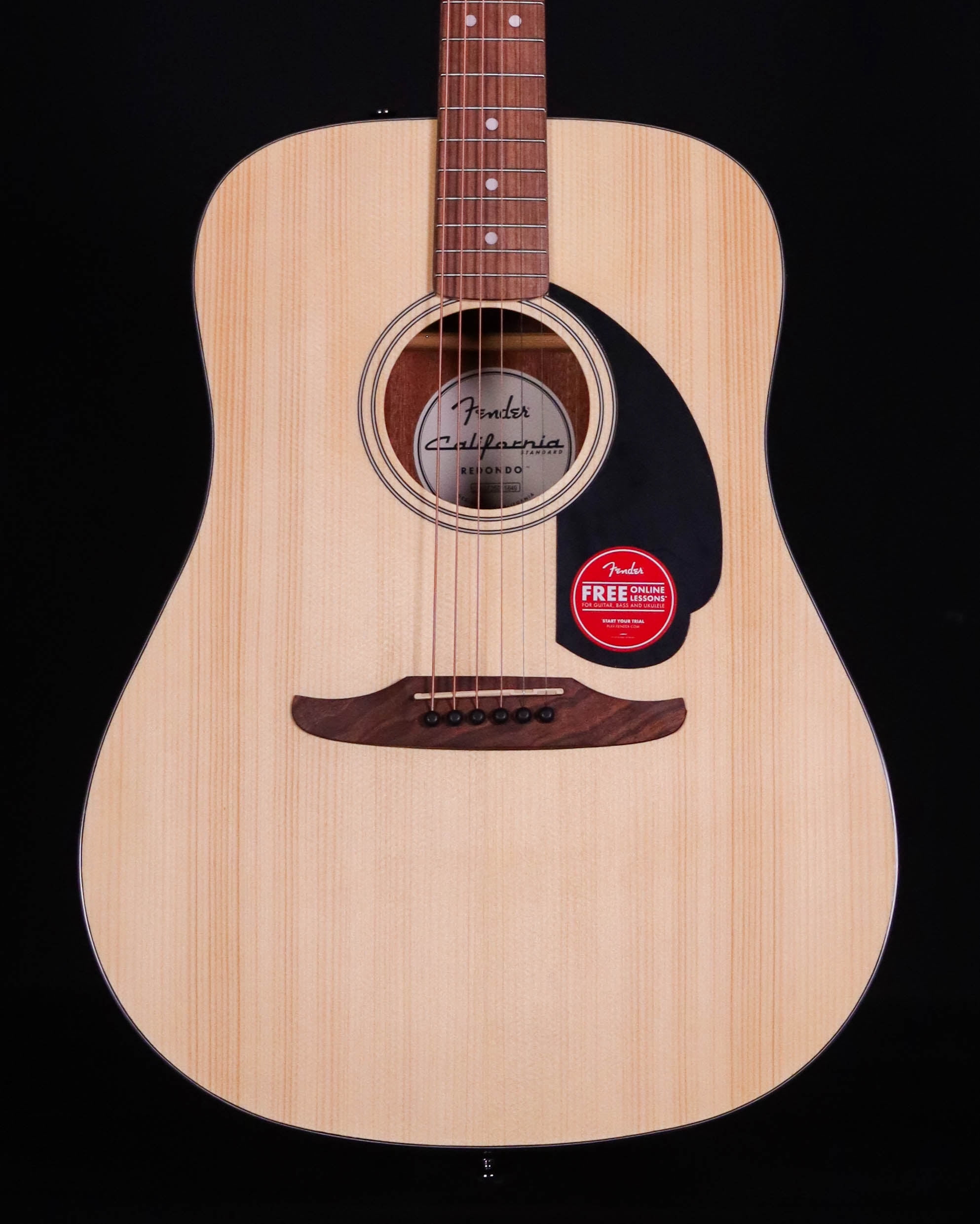 Fender California Standard Redondo 6-String Acoustic Guitar (Natural)