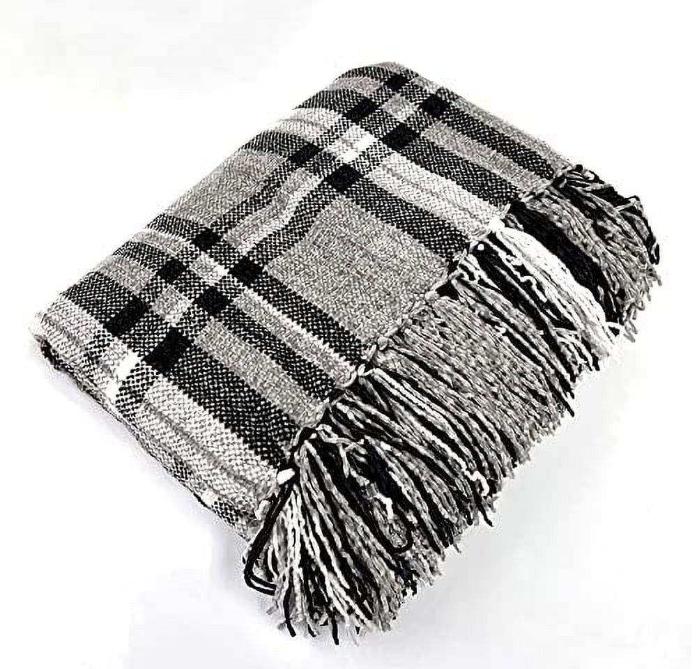 Fennco Styles Chenille Woven Plaid Tassel Throw Blanket 50" W x 60" L Grey Soft Blanket for