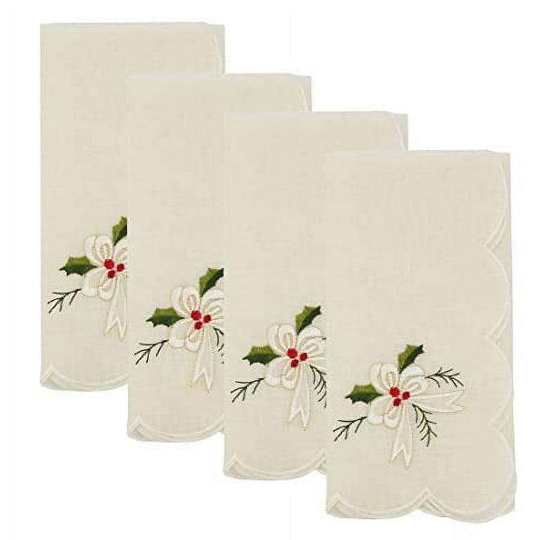 Fennco Styles Embroidered Holiday Wreath Cloth Napkins 20 W x 20 L, Set  of 4 - White Festive Dinner Napkins for Christmas, Dining Table, Family  Gatherings, Banquets & Home Décor 