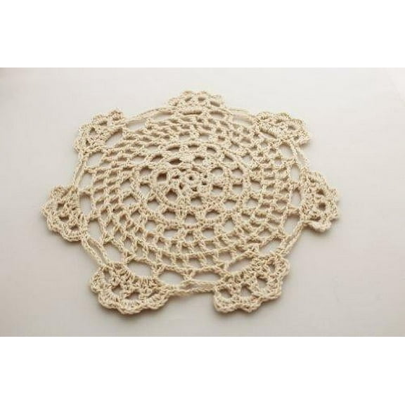 Fennco Styles Handmade Medallion Crochet Lace Cotton Traycloths/Doilies. 14 Inch Round. Beige Color. Set of 4.
