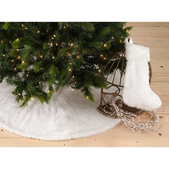 Fennco Styles Noël Blanc Faux Fur Design White Holiday Christmas Tree Skirt 72" Round