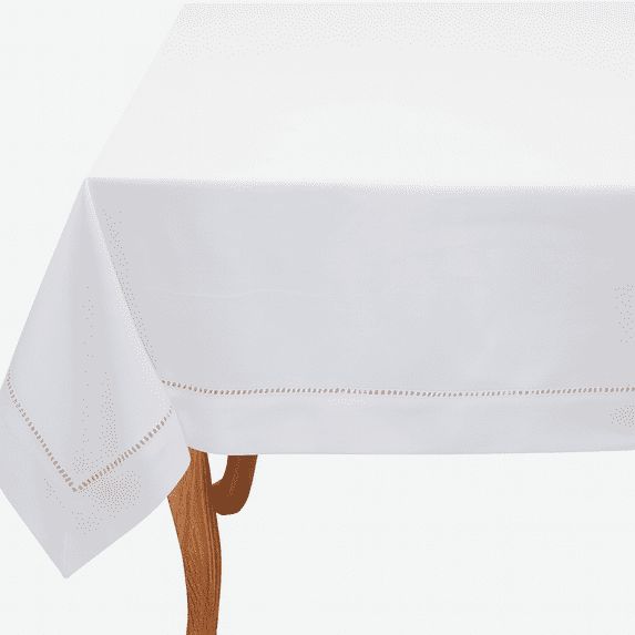 Fennco Styles Rochester Collection Classic Hemstitched Solid Color Daily Use Table Linens