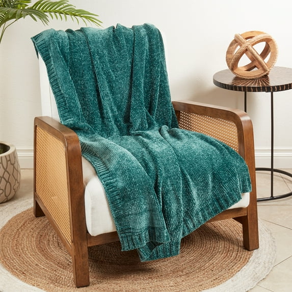Fennco Styles Solid Color Knitted Chenille Throw Blanket 50" W x 60" L – Green Soft Cozy Blanket for Home, Couch, Bedroom, Living Room, Office, and Holiday Décor