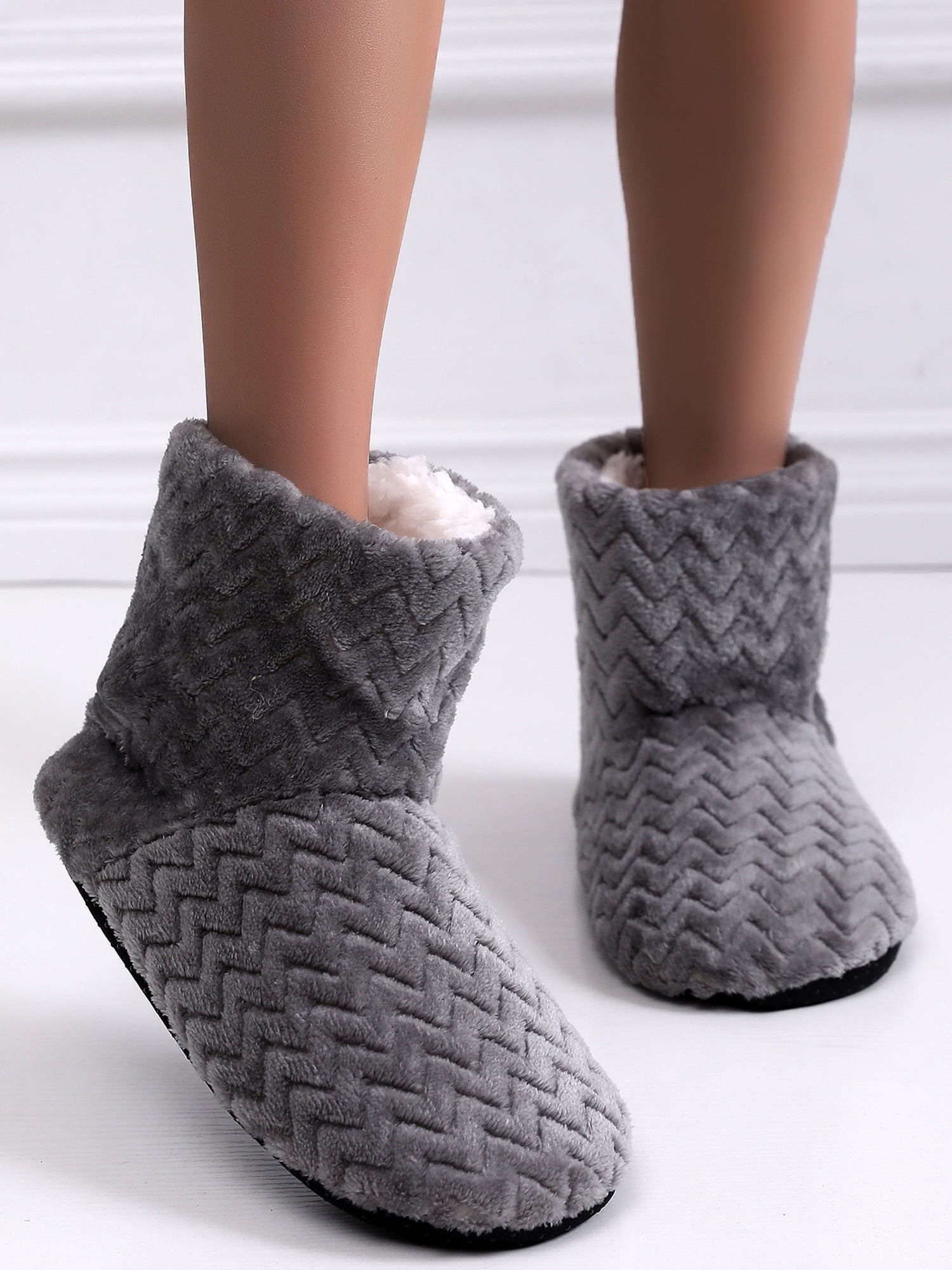 Ferndule Slippers for Women Warm Booties Fuzzy Slippers Faux Ankle