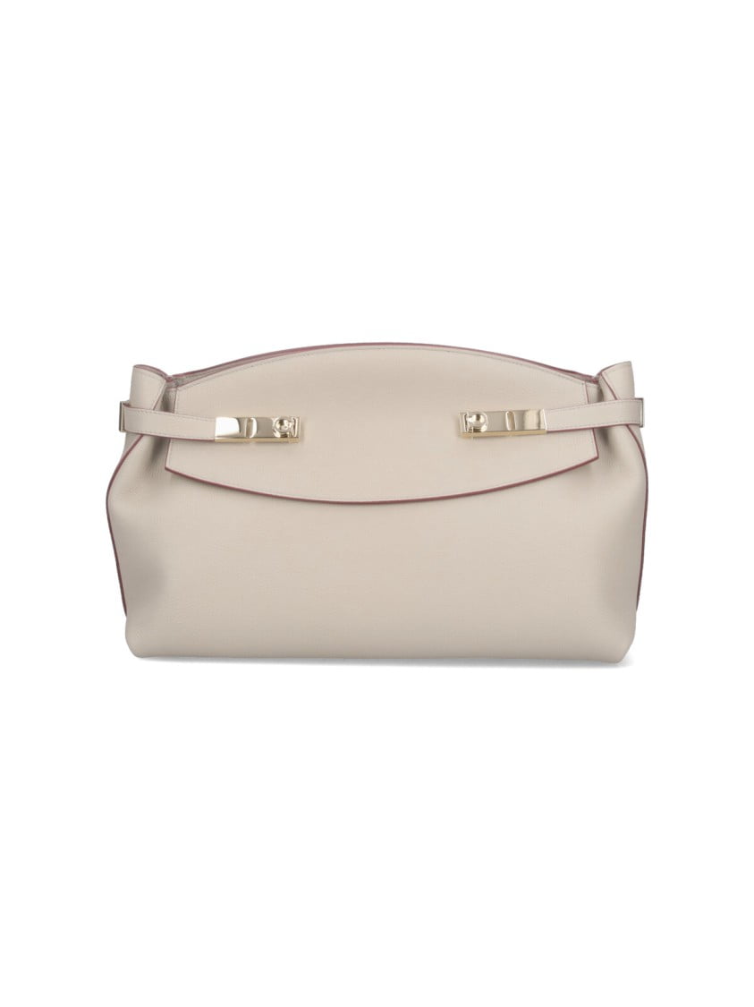 ショルダーバッグ・ポシェット Ferragamo \