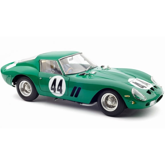 Ferrari 250 GTO #44 David Piper "GP Silverstone" (1963) Limited Edition to 2000 pieces Worldwide 1/18 Diecast Model Car by CMC