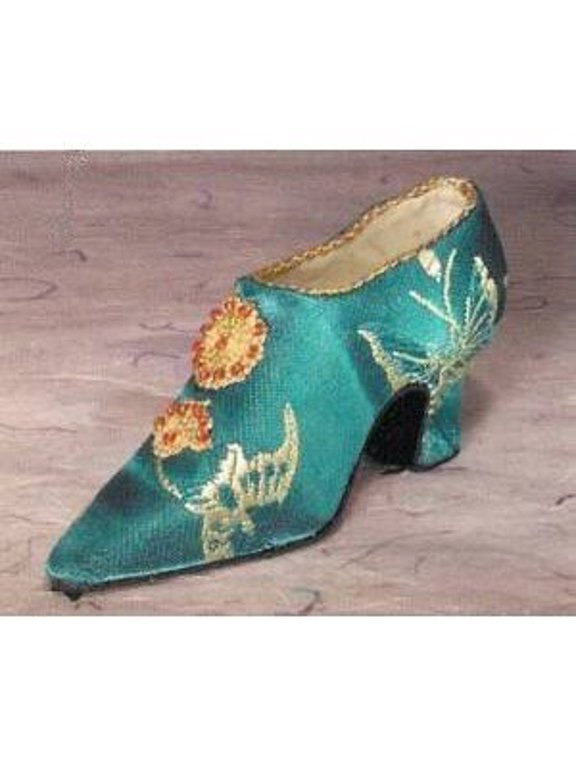 Fete Miniature Shoe - Class Act