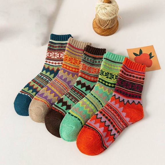 Fewfanhot Women's Multi-Pack Socks - Thick Wool Blend Mid Calf Color Block Design for Fall and Winter Holiday Seasons,5 PC in Total