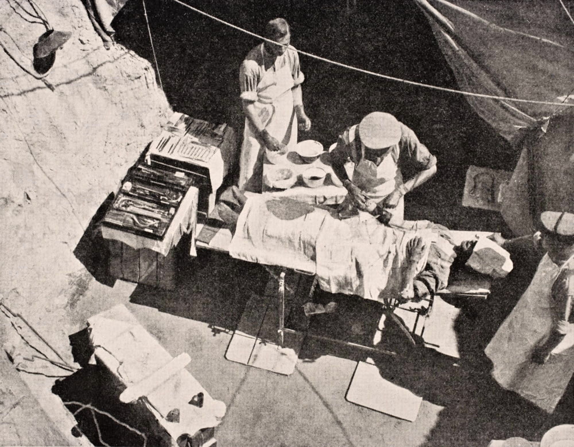 Field Surgery On Gallipoli Peninsula Turkey 1915 Surgeon Is Removing Bullet From Arm Of Soldier From The War Illustrated Album Deluxe Published London 1916 Canvas Art - Ken Welsh Design Pics (16 x 12