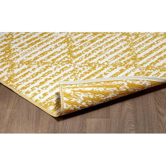 Fiesta Premium Quick Dry Reversible Indoor/Outdoor Plastic Rug, 101" x 125"