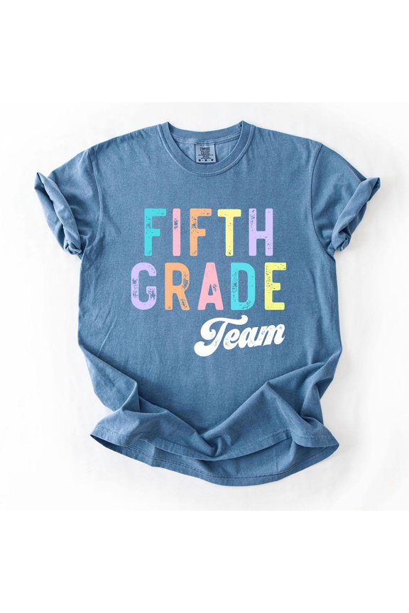 Fifth Grade Teacher Shirt: Retro Rainbow Team Tee All Size S-5Xl