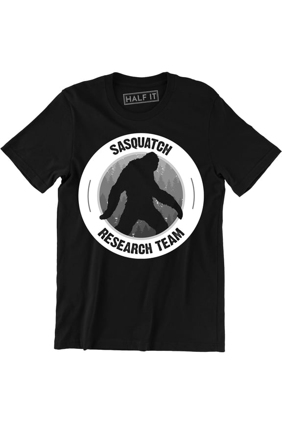 Finding Sasquatch Research Team Funny Gift Big Foot Gone Squatchin Men T-Shirt