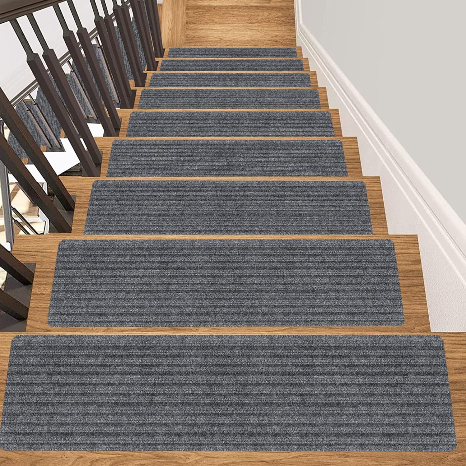 Findosom 15pcs 30''X8'' NonSlip Stair Treads Indoor Carpet Stair Runners Set Self Adhesive