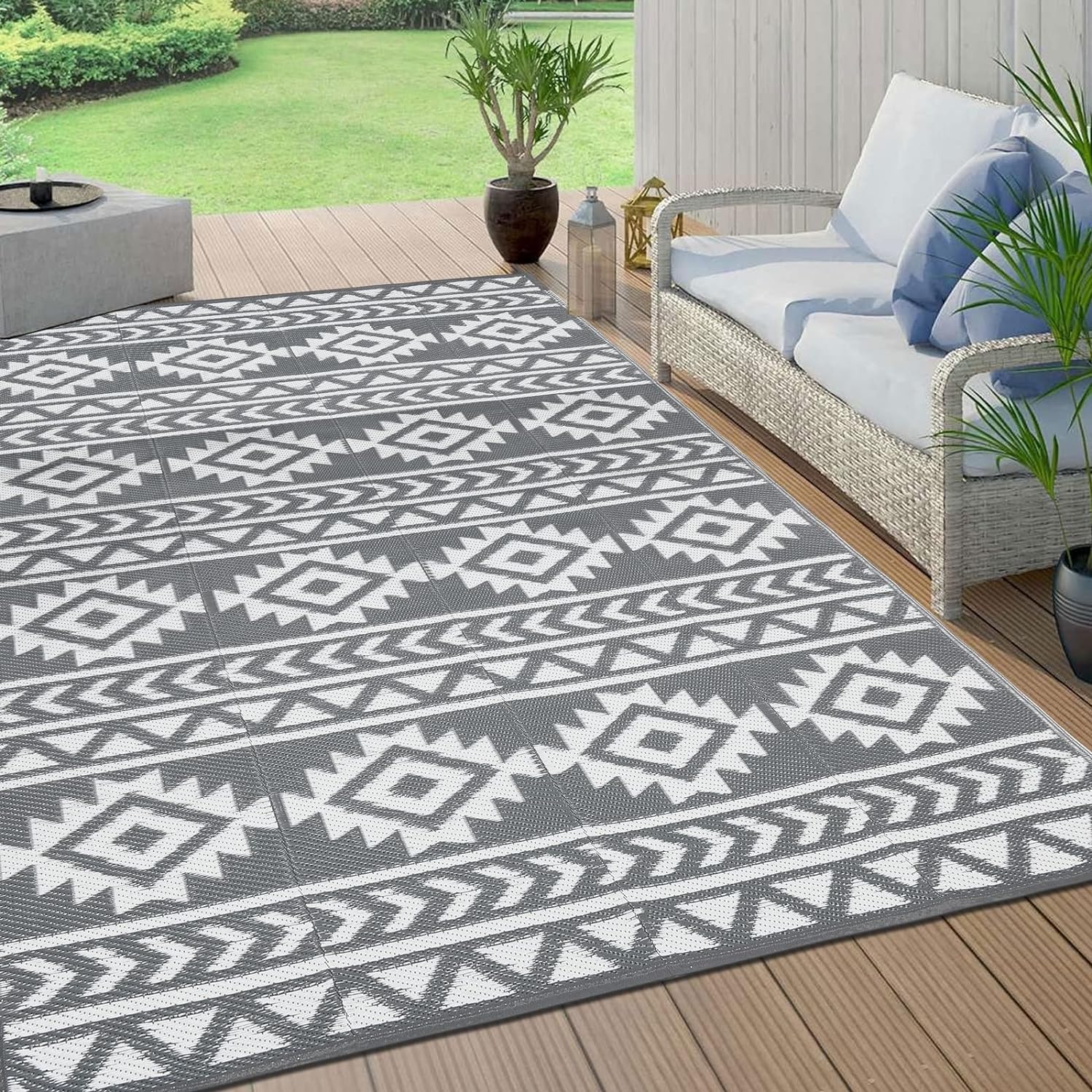 Findosom 5'x7' Outdoor Rug Large Patios Rug RV Outdoor Rug Foldable