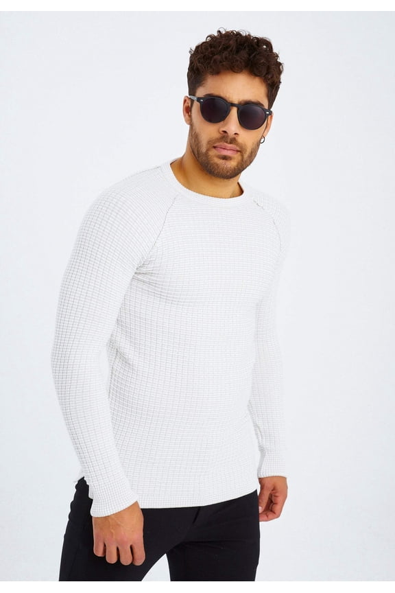 Fine-Knit Round Neck Knitted Sweater