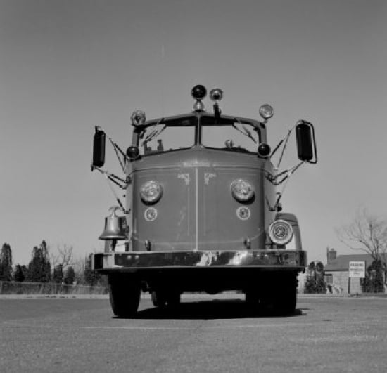 Fire Engine Canvas Art - (18 x 24)