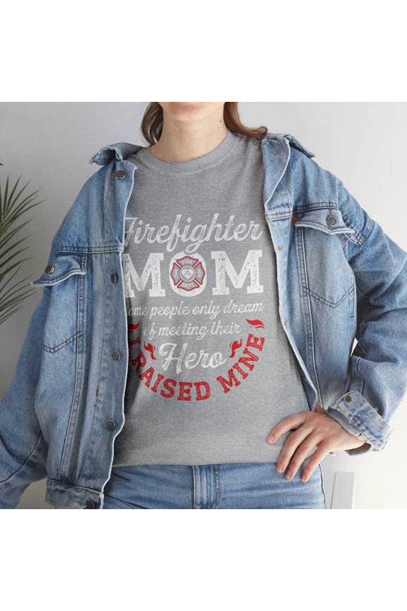 Firefighter Mom Firemen Proud Moms T-Shirt