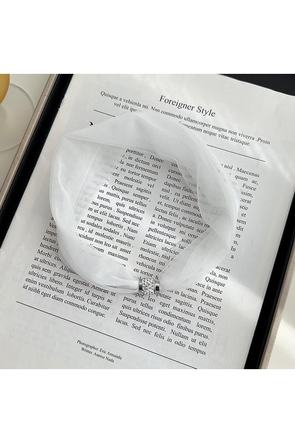 Elegant and Personalized Scarf, Magnetic Button Scarf, Spring Luxury, Thin and Breathable, Summer Versatile Neck Protection Scarf (White)