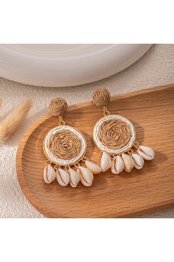 Women Summer Beach Ear Decor, Bohemian Raffia Shell Statement Dangle Earrings Handcrafted Straw Wrapped Cowrie Seashell Drop Tropical Casual Accessories, Coffee