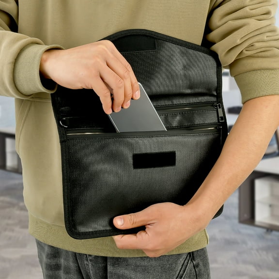 Sutowe Fireproof Money Bag with Zipper Waterproof Fireproof Cash Bag Portable Fireproof Document Bag Safe Fireproof Bag Money Deposit Bag for Cash Mobile Phones Keys