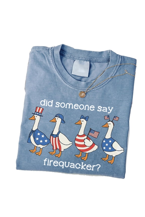Firequacker Goose Patriotic Flag Funny Graphic Casual T-Shirt for Men and Women