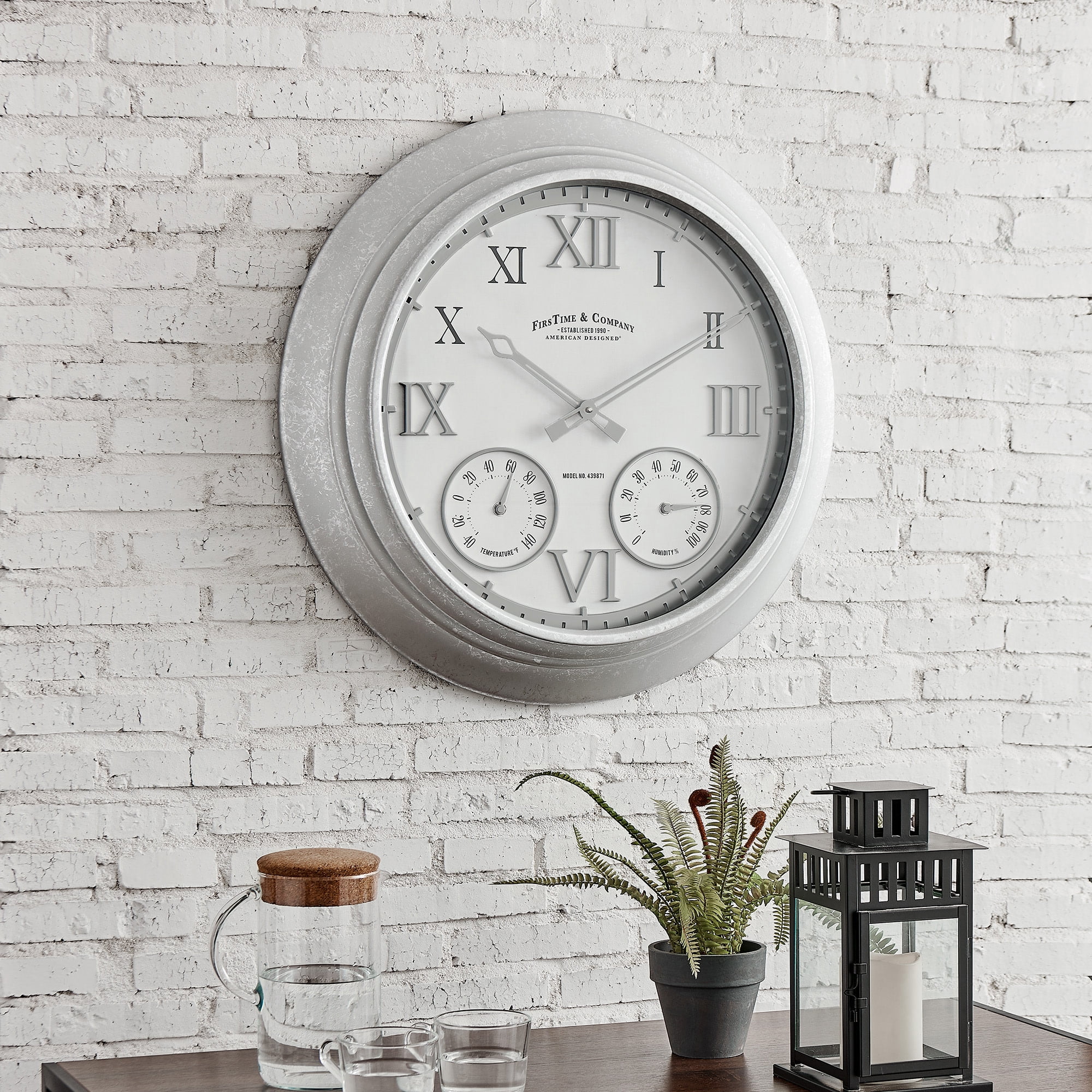 https://i5.walmartimages.com/seo/FirsTime-Co-Silver-Wilmington-Outdoor-Clock-Traditional-Analog-24-x-3-25-x-24-in_43b14196-5190-4f72-ac46-d52fe4d89a3a.9a475977868024939d7bb1a6fdf9564d.jpeg