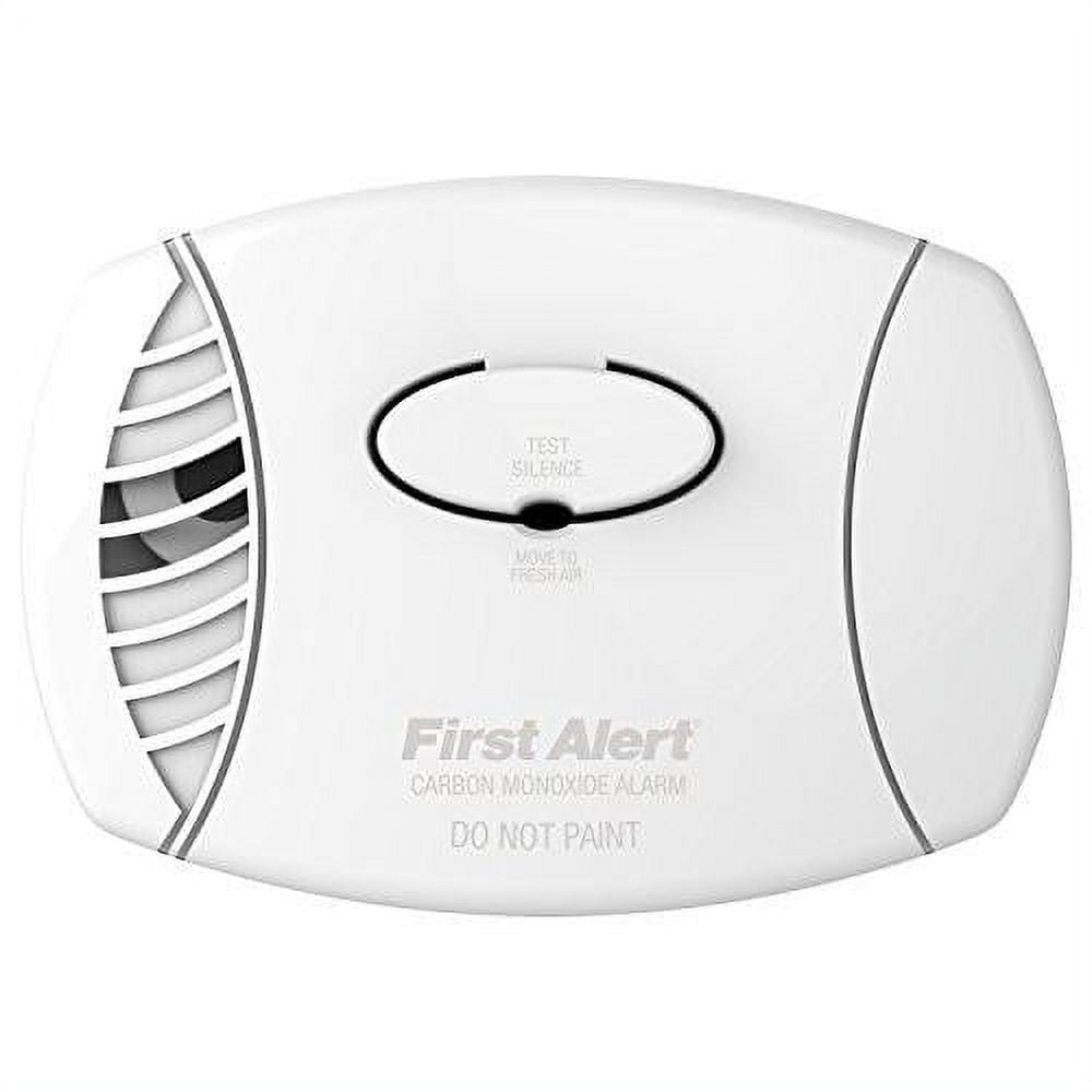 First Alert CO605 Carbon Monoxide PlugIn Alarm with Battery Backup