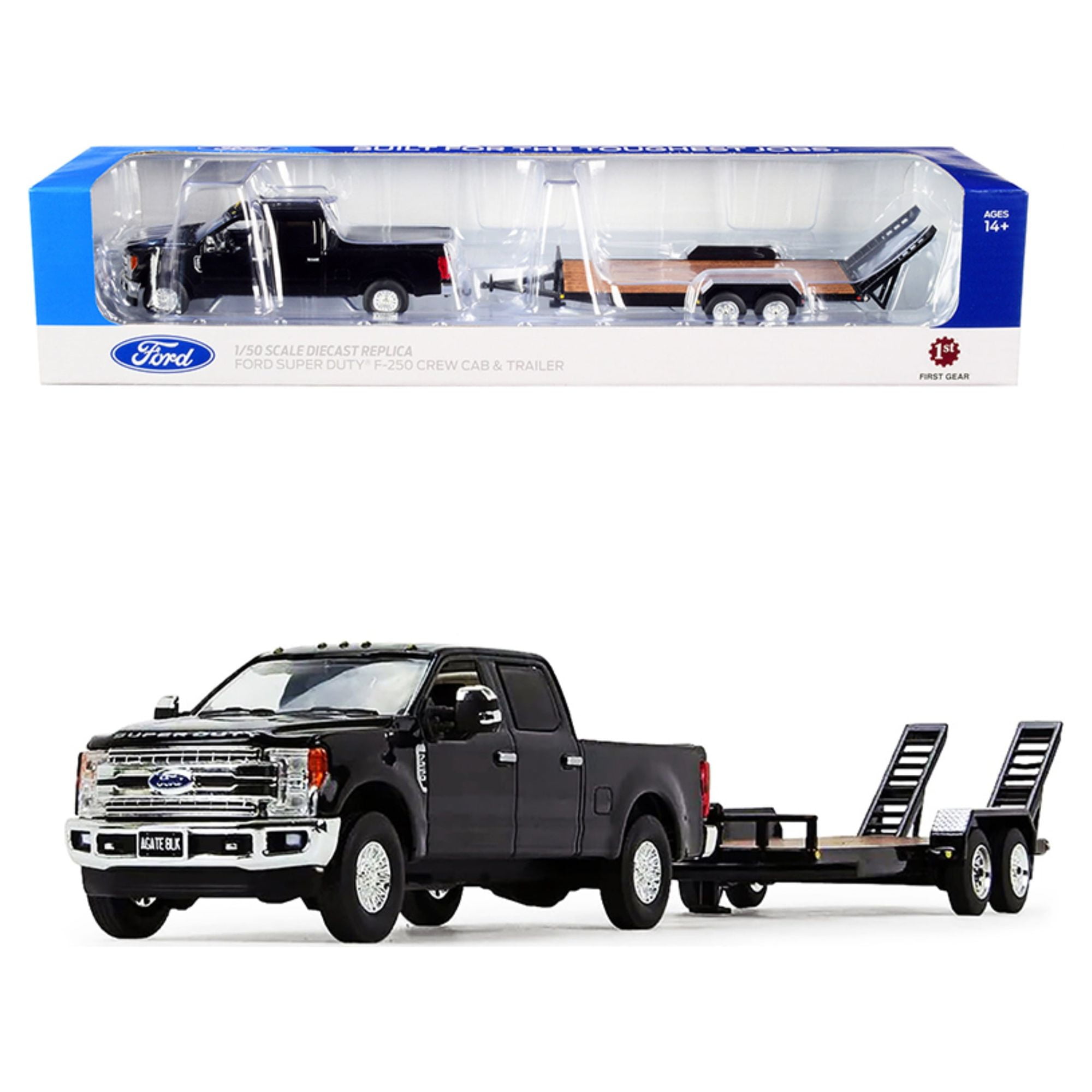 Realtree Ford F250 Super Duty with Boat Scale 1:18