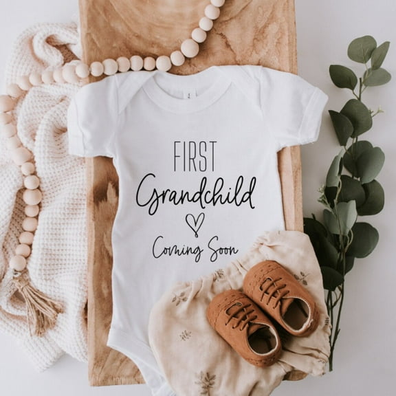 First Grandchild Baby Bodysuit, First Grandchild Coming Soon, Pregnancy Announcement, Baby Announcement, Grandparents Pregnancy Announcement Cute Baby Onesie, BABY BODYSUIT LAT 4424