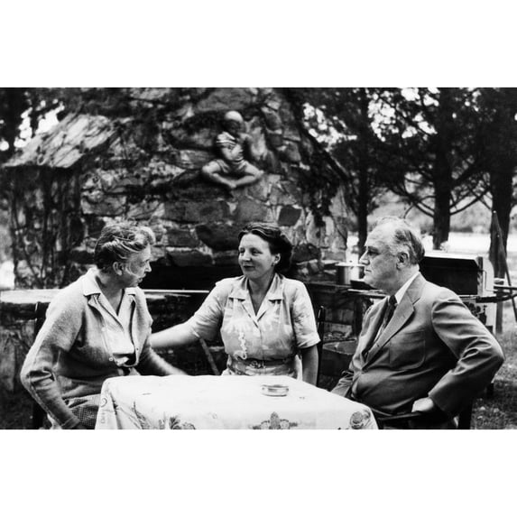 First Lady Eleanor Roosevelt History (36 x 24)