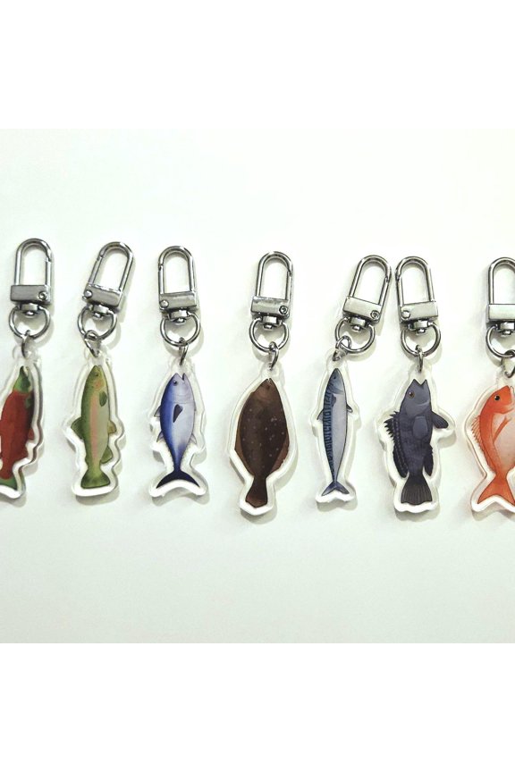 Fish charm keychain (1 keychain)