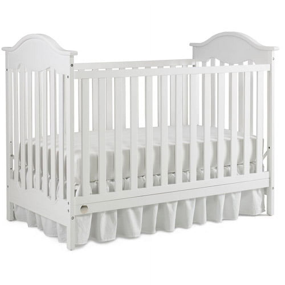 Fisher-Price Charlotte 3-in-1 Convertible Crib, Snow White - image 1 of 8