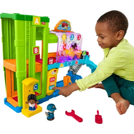 Fisher-Price Little People Toddler Playset with Figures & Toy Car, Light-up Learning Garage