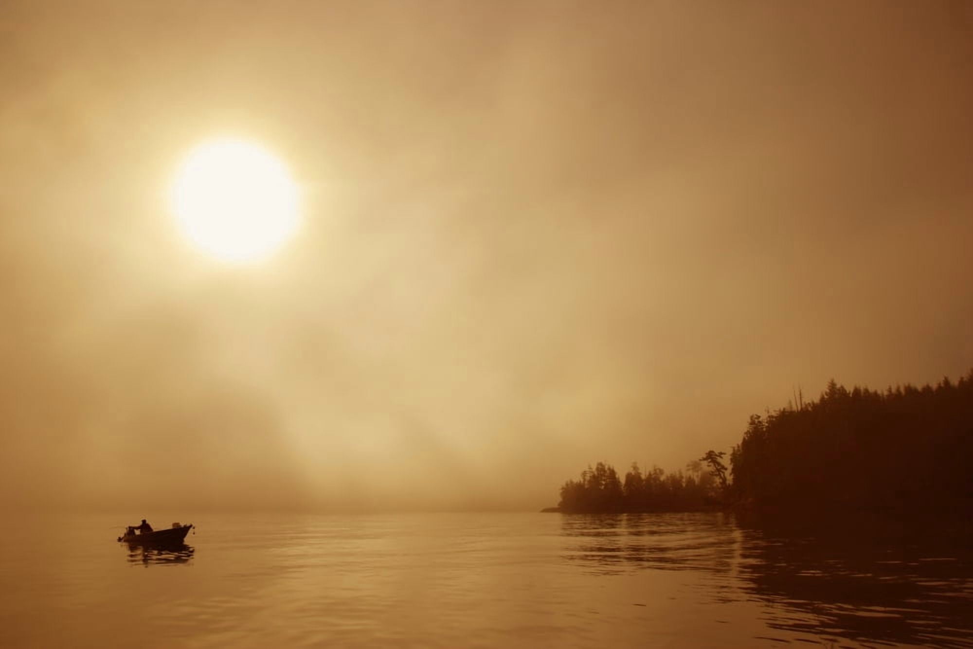 Fisherman At Dusk Bamfield Vancouver Island British Columbia Canada Canvas Art - Don Hammond Design Pics (17 x 11)