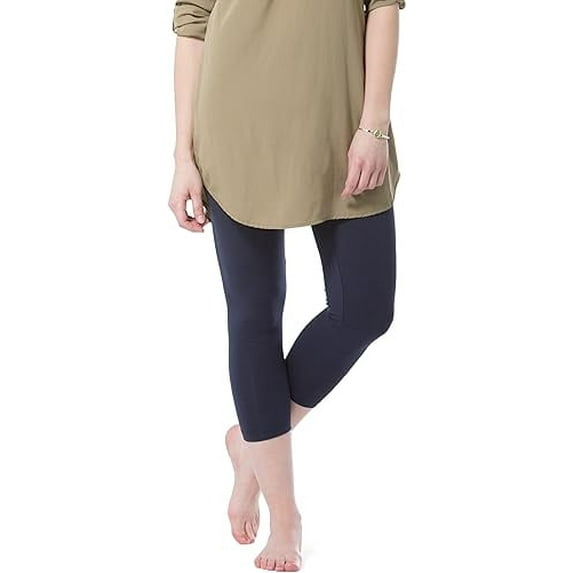 Fishers Finery Ecofabric Capri Legging; Casual Lounge Legging (Navy, M)