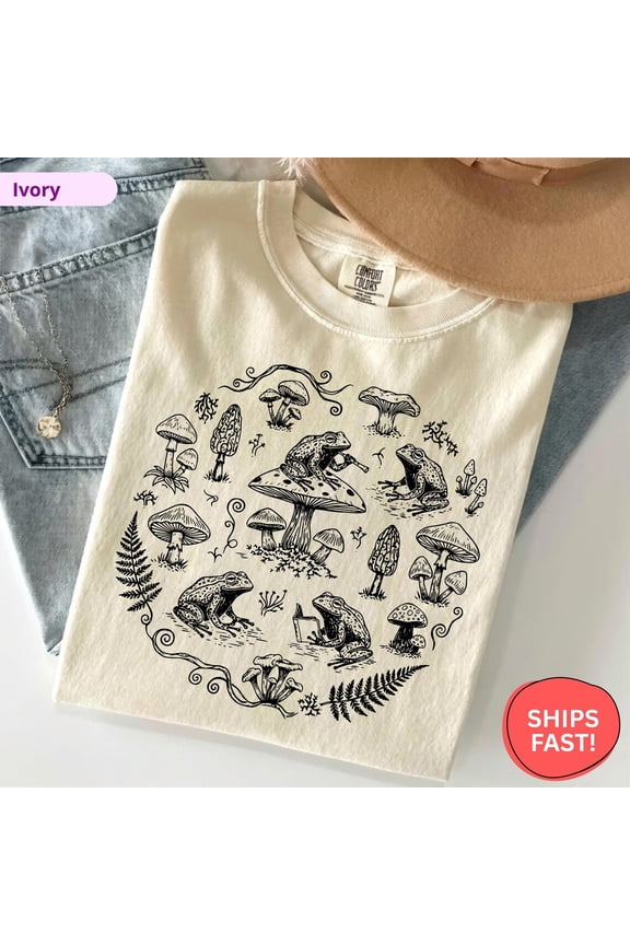 Fishing Preppy Coastal Gift For Her Leopard Fish Graphic Angler Fisher Woman Lover T-Shirt