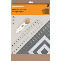 Fiskars 3-Piece Fabric Cutting Set, Rotary Cutter, Cutting Mat, and Sewing Ruler