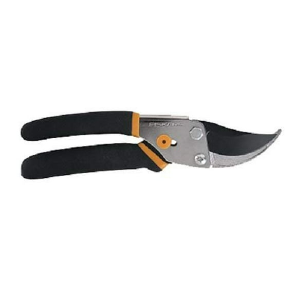 Fiskars 91095935 5/8" Cut Traditional Bypass Pruner - Quantity 5