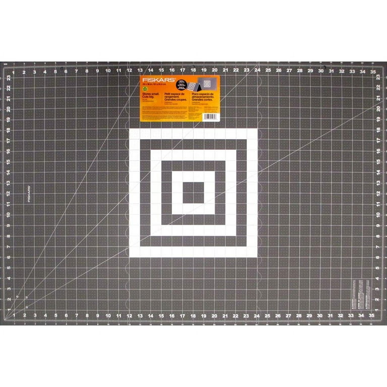 Fiskars Folding Cutting Mat with Non Slip Base 24