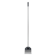 Fiskars Shrub and Garden Rake, Shrub Rake, 66" Rake Length, Black