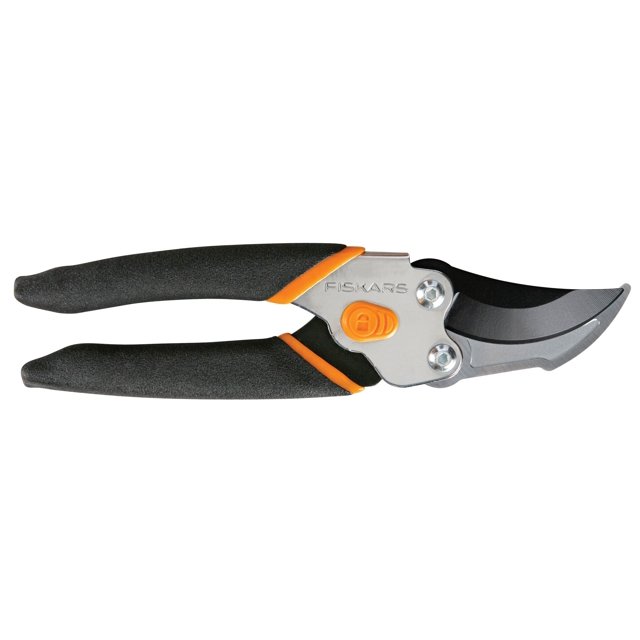 Fiskars Smooth Action Bypass Pruning Shears Garden Tool with Steel