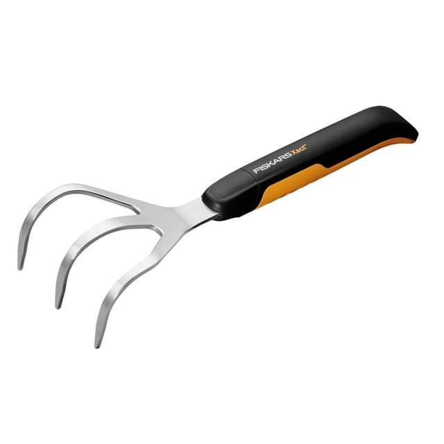 Fiskars Xact Hand Cultivator Garden Tool with SoftGrip Handle