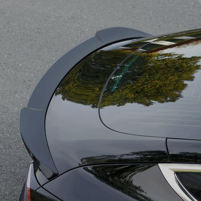 Sports trunk spoiler for Tesla Model 3