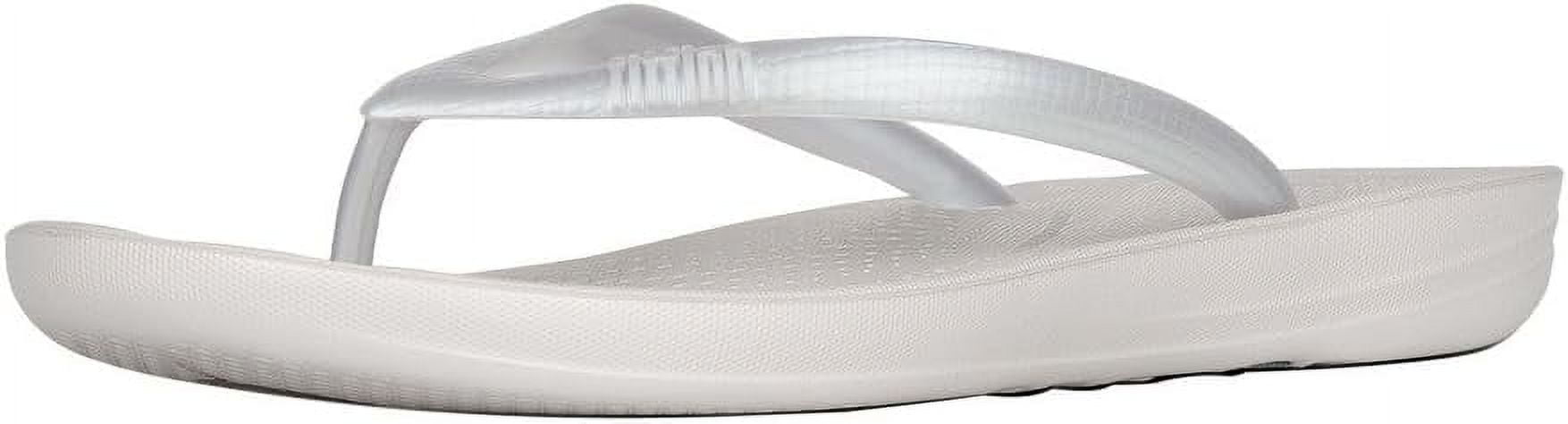 FitFlop Women's Iqushion Ergonomic Flip-Flops Sandal (size 9)
