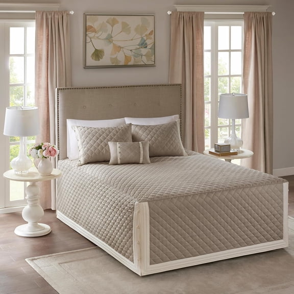 Fitted Bedspread with Diamond Quilting Queen Size in Khaki