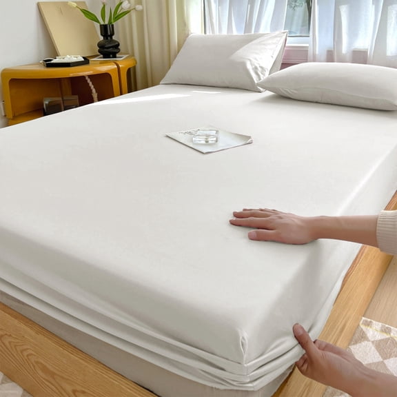 Fitted Sheet, Usavan Non Slip Deep Pocket Stretch Fitted Sheet, Polyester Soft Breathable Bed Sheets for Mattress Protection All Night Comfort